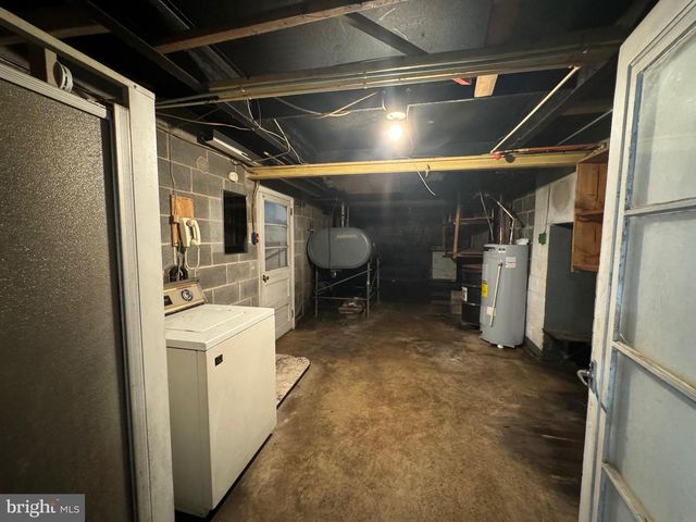 515 E SNYDER CORNER RD, Red Lion, PA 17356