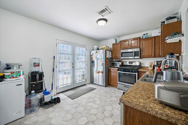 119 Brooke ST, Hutto, TX 78634