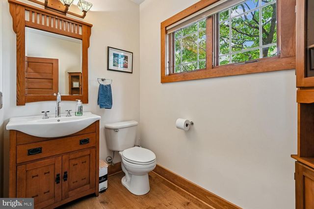 319 6TH AVE NE, Glen Burnie, MD 21060