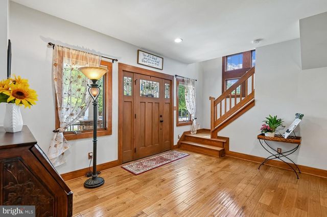319 6TH AVE NE, Glen Burnie, MD 21060