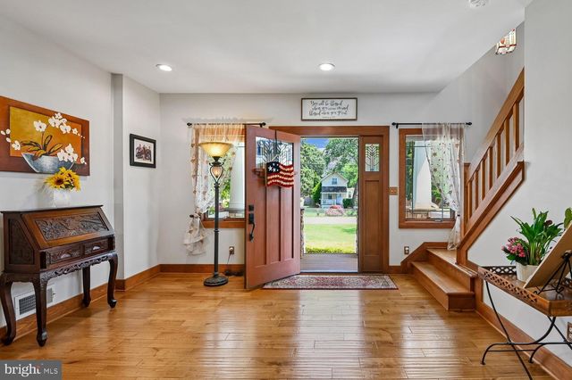 319 6TH AVE NE, Glen Burnie, MD 21060