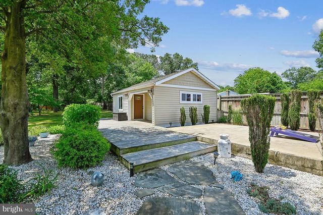 319 6TH AVE NE, Glen Burnie, MD 21060