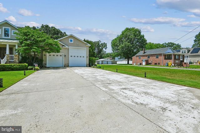 319 6TH AVE NE, Glen Burnie, MD 21060