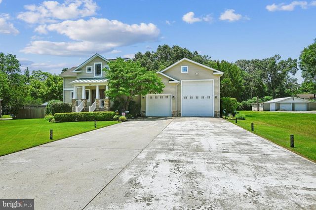 319 6TH AVE NE, Glen Burnie, MD 21060