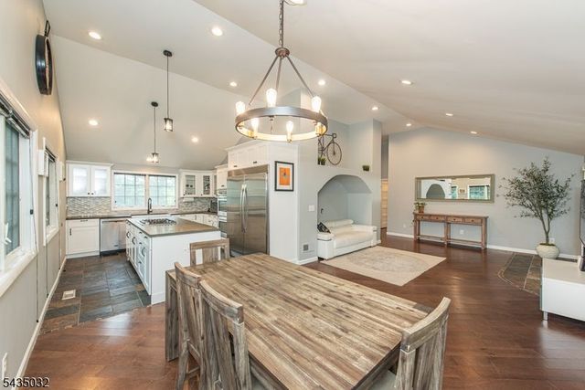 63 Egbert Ave, Morris Twp., NJ 07960