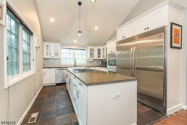 63 Egbert Ave, Morris Twp., NJ 07960