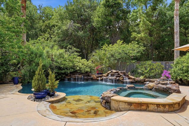 147 W Crystal Canyon Circle, The Woodlands, TX 77389