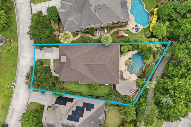 147 W Crystal Canyon Circle, The Woodlands, TX 77389