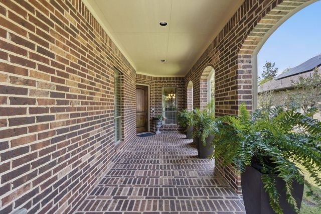 147 W Crystal Canyon Circle, The Woodlands, TX 77389