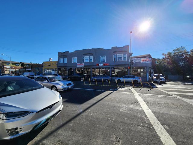 5503 Foothill Blvd, Oakland, CA 94605