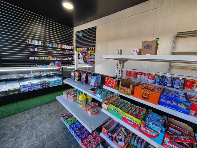 5503 Foothill Blvd, Oakland, CA 94605