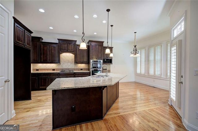 5205 Waters Edge Trail, Roswell, GA 30075