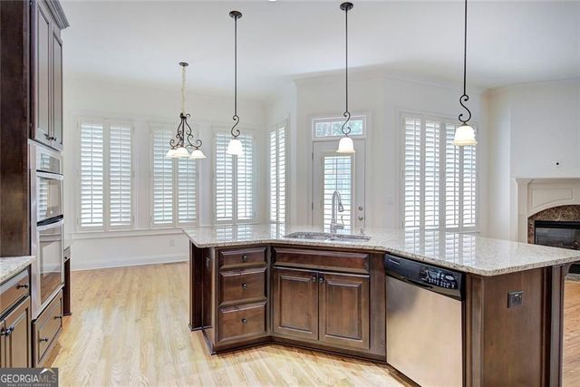 5205 Waters Edge Trail, Roswell, GA 30075