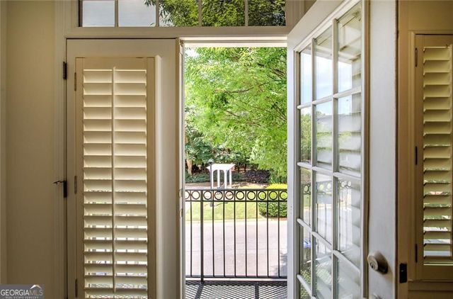 5205 Waters Edge Trail, Roswell, GA 30075
