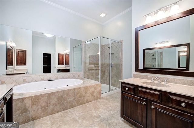5205 Waters Edge Trail, Roswell, GA 30075