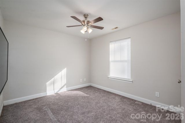 505 E Cloninger Street, Dallas, NC 28034
