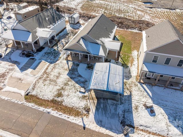 505 E Cloninger Street, Dallas, NC 28034