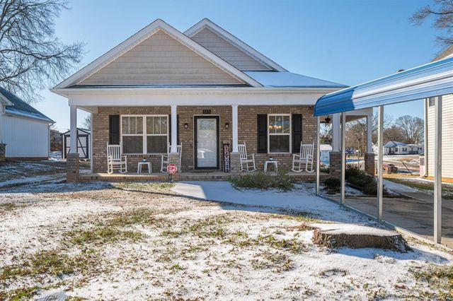 505 E Cloninger Street, Dallas, NC 28034