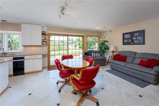 731 Calle Vallarta, San Clemente, CA 92673