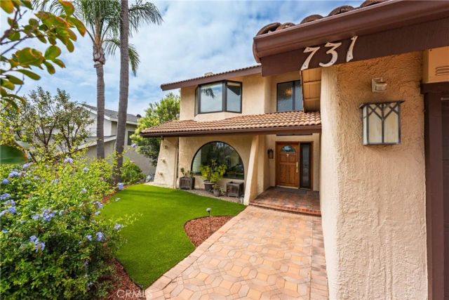 731 Calle Vallarta, San Clemente, CA 92673