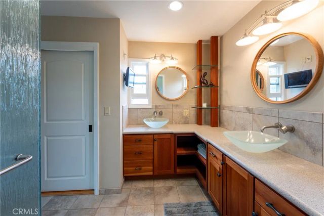731 Calle Vallarta, San Clemente, CA 92673