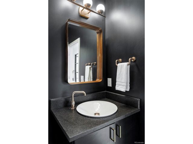 3868 Utica St, Denver, CO 80212