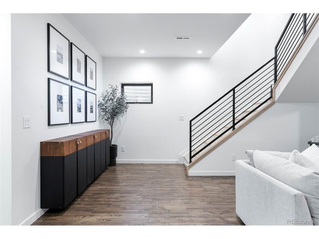 3868 Utica St, Denver, CO 80212