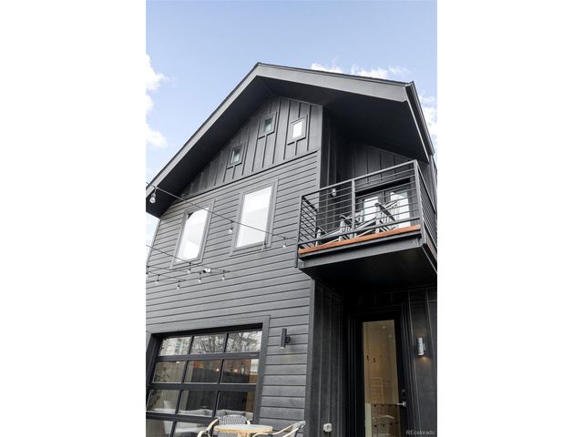 3868 Utica St, Denver, CO 80212