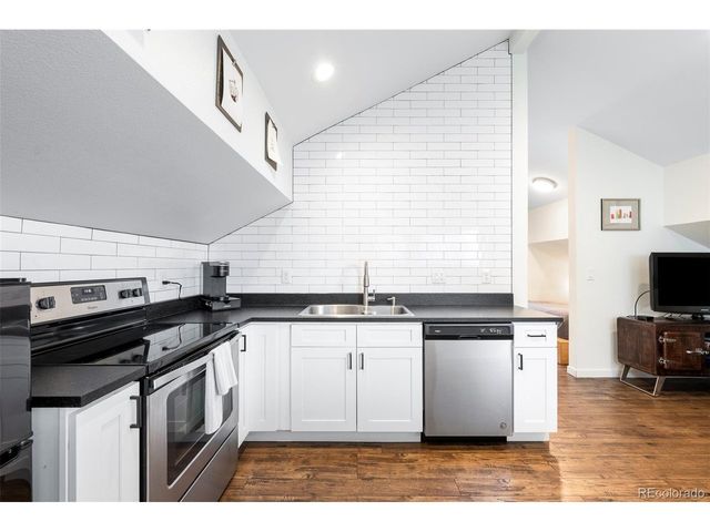 3868 Utica St, Denver, CO 80212