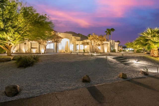 5316 E Royal View Drive S, Phoenix, AZ 85018