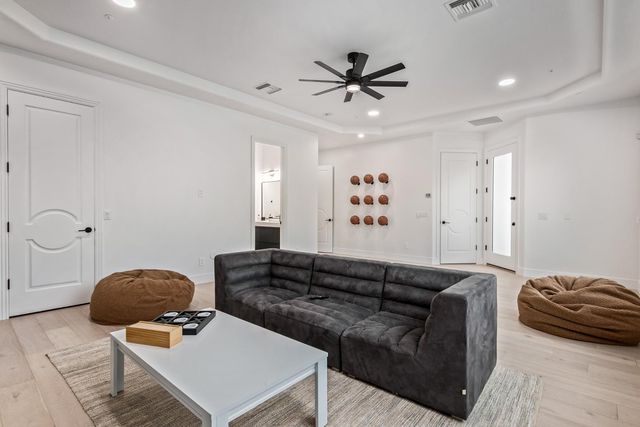 5316 E Royal View Drive S, Phoenix, AZ 85018