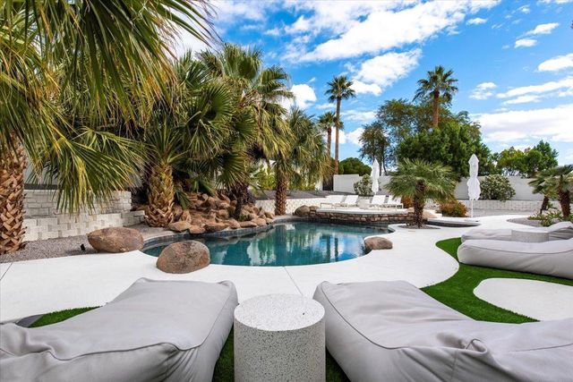 5316 E Royal View Drive S, Phoenix, AZ 85018