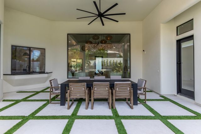 5316 E Royal View Drive S, Phoenix, AZ 85018
