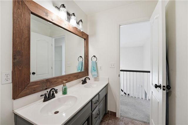 8004 W 144th Place, Overland Park, KS 66223