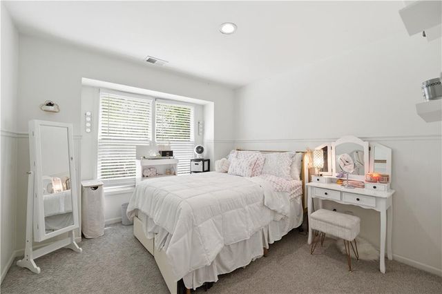 8004 W 144th Place, Overland Park, KS 66223