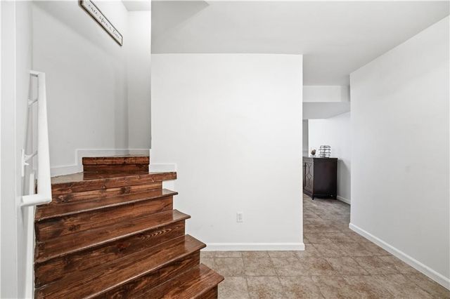 8004 W 144th Place, Overland Park, KS 66223