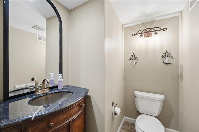 8004 W 144th Place, Overland Park, KS 66223