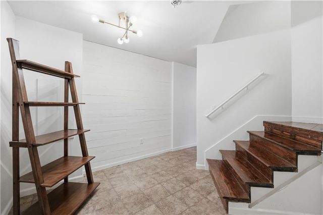 8004 W 144th Place, Overland Park, KS 66223