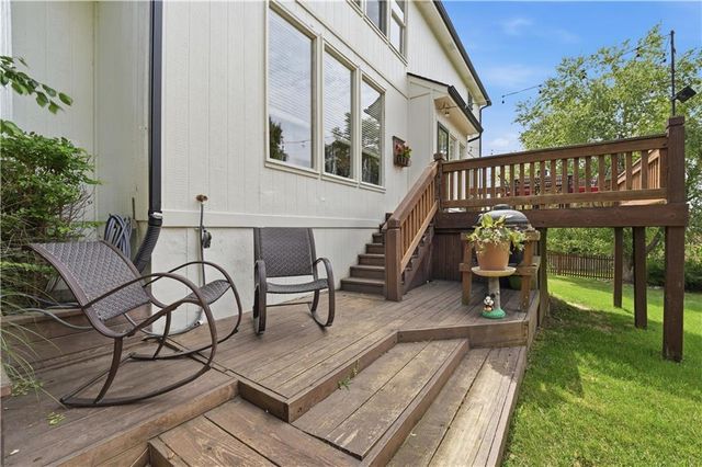 8004 W 144th Place, Overland Park, KS 66223