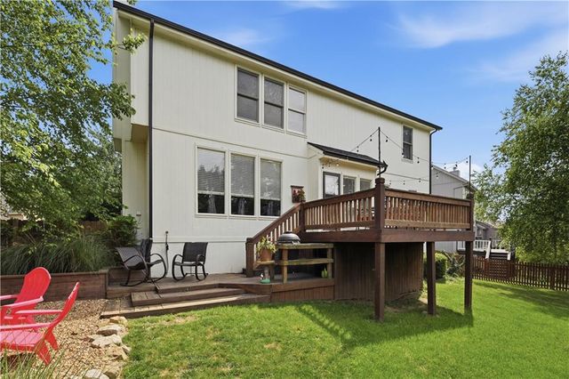 8004 W 144th Place, Overland Park, KS 66223
