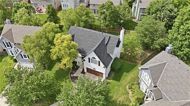 8004 W 144th Place, Overland Park, KS 66223