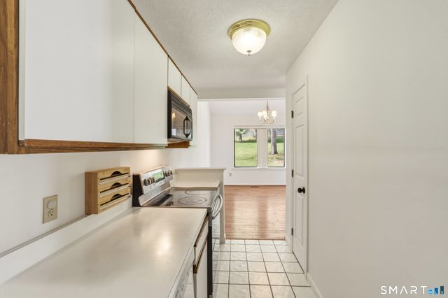 20 Reed Court 20, Bloomfield, CT 06002
