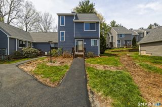 20 Reed Court 20, Bloomfield, CT 06002