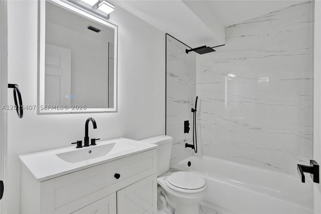 4114 Sapphire St, Weston, FL 33331