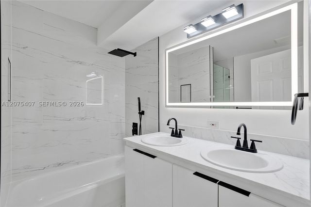 4114 Sapphire St, Weston, FL 33331