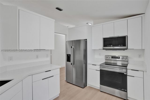 4114 Sapphire St, Weston, FL 33331