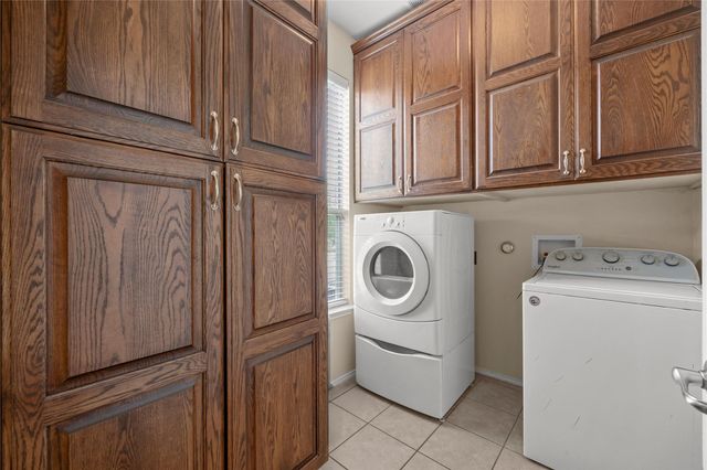 5228 Bantom Woods BND, Austin, TX 78724