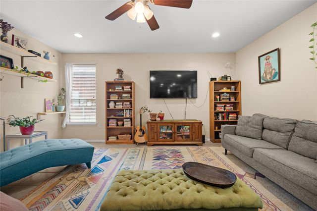 5228 Bantom Woods BND, Austin, TX 78724