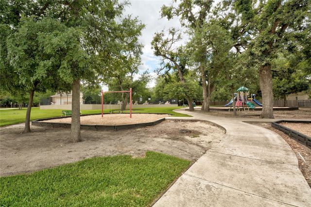 5228 Bantom Woods BND, Austin, TX 78724