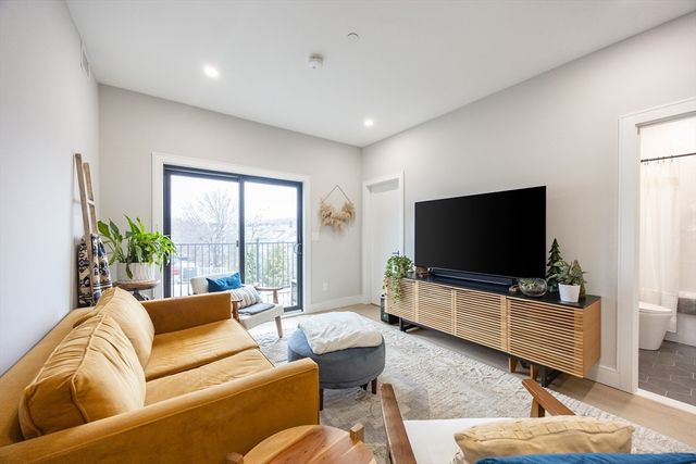 70 Shawsheen Road PH5, Boston, MA 02128